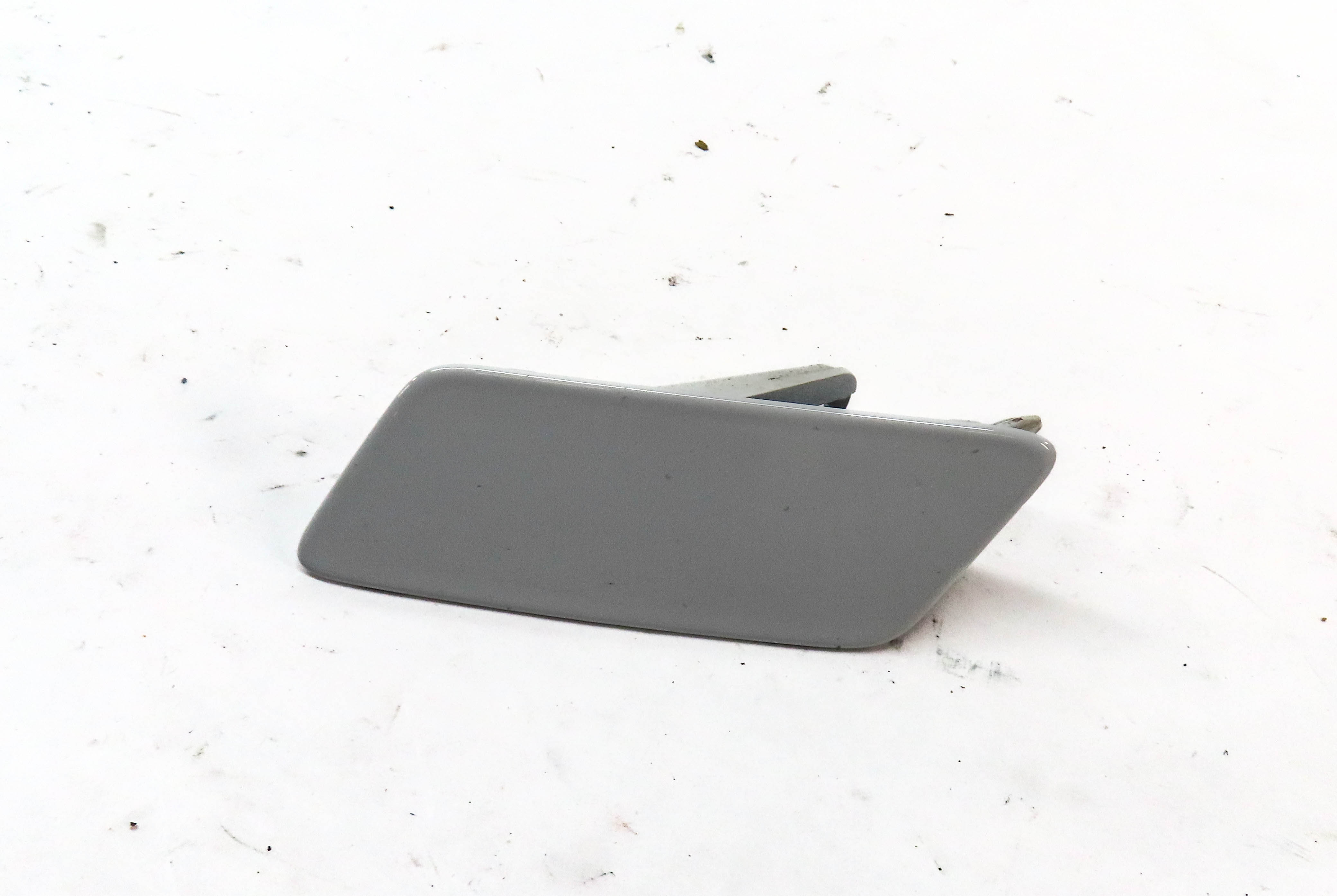 2017 LAND ROVER DISCOVERY SPORT L550 FRONT LEFT HEADLIGHT WASHER COVER (White) — exact item pictured